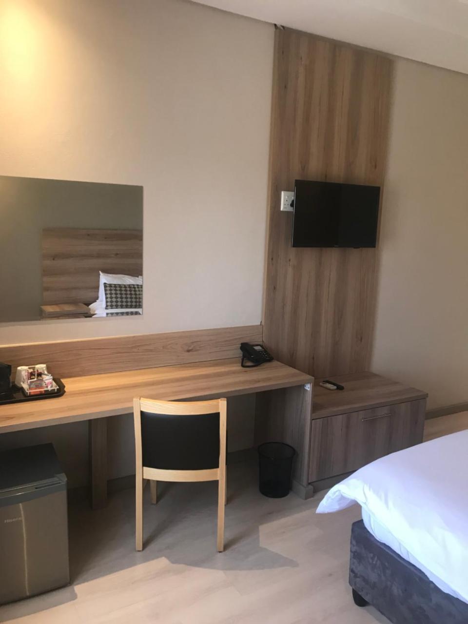 Regal Inn Hotel Midrand Luaran gambar