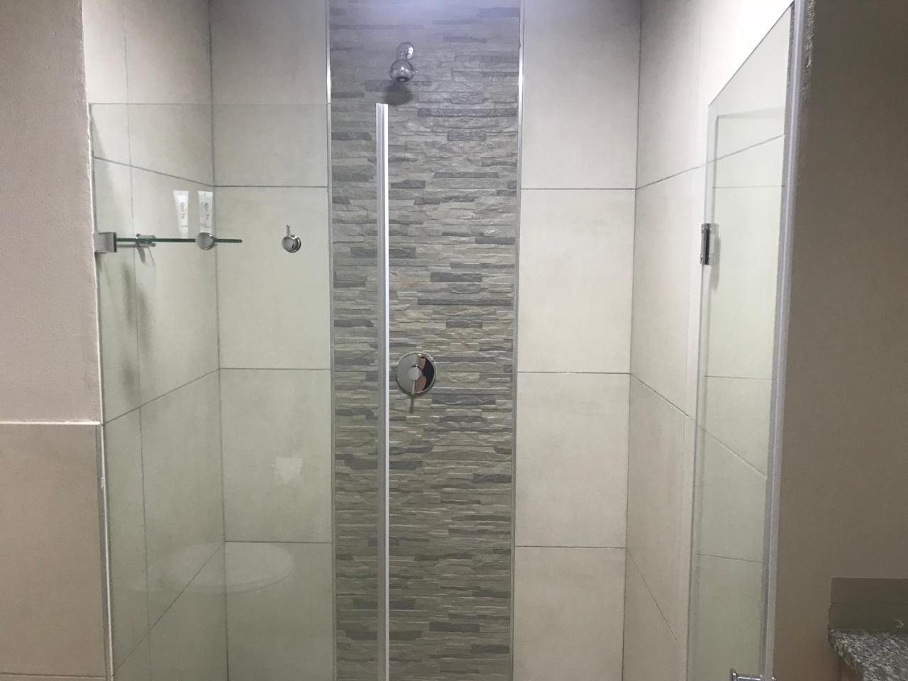 Regal Inn Hotel Midrand Luaran gambar