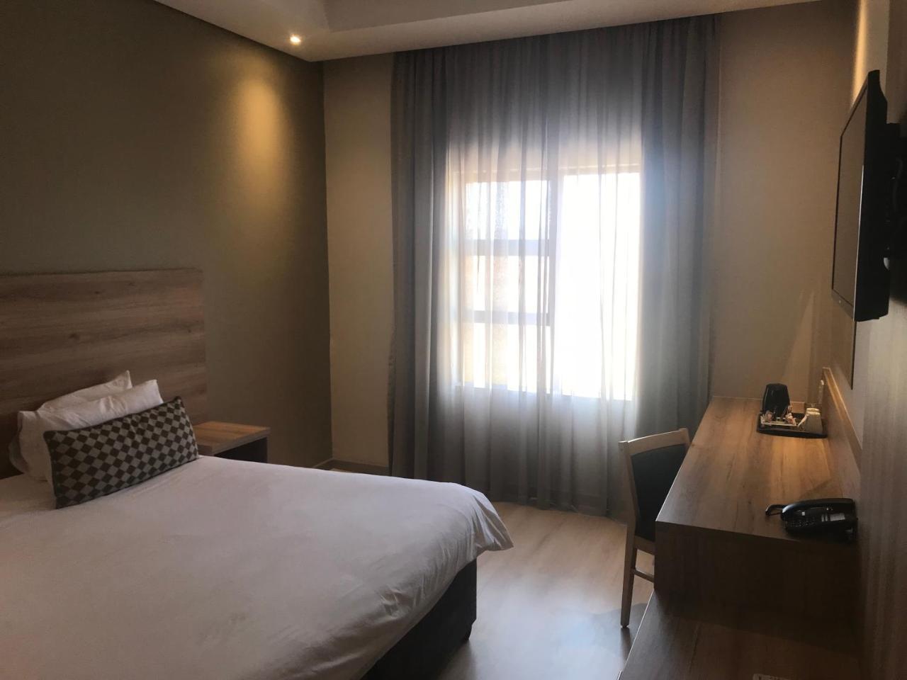 Regal Inn Hotel Midrand Luaran gambar